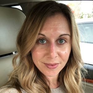 Meet your Posher, Casie